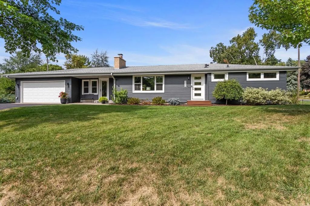 4540 Morris Lane, Bloomington
