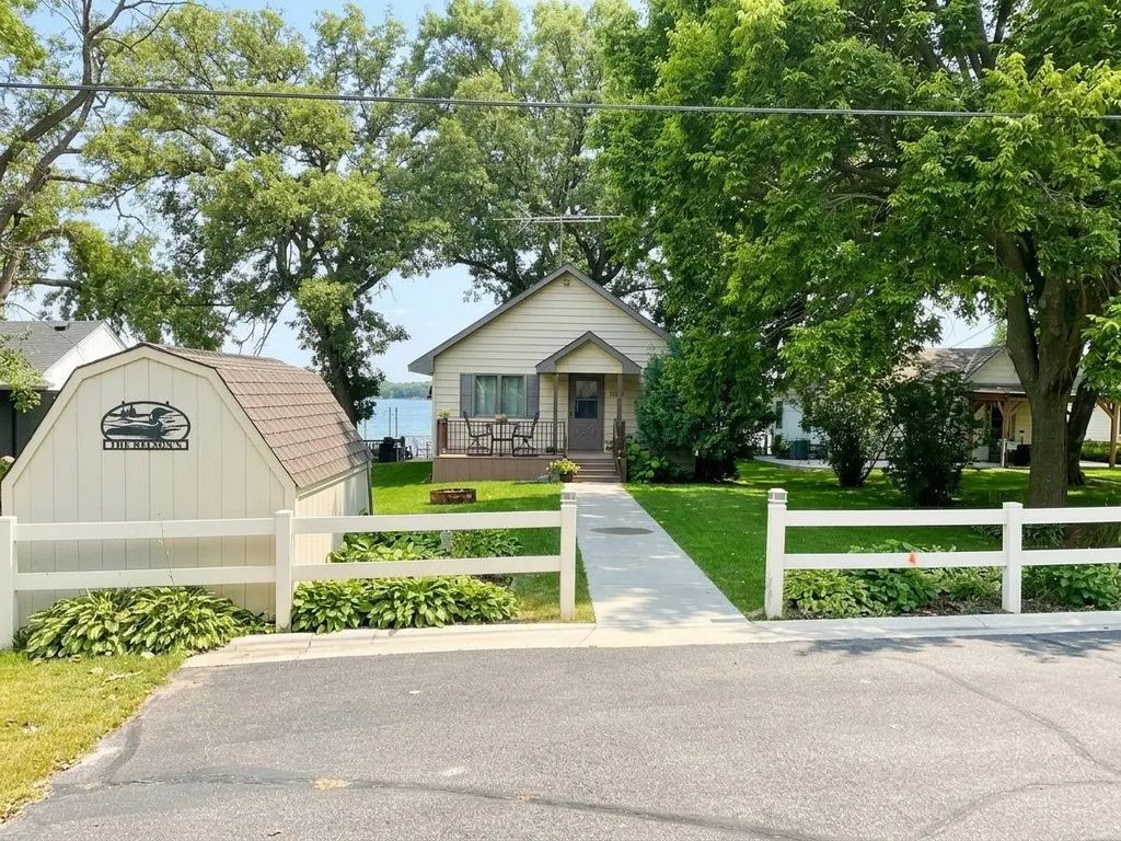 9061 Ingram Avenue Nw, Annandale