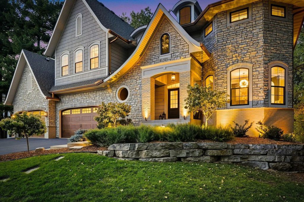 3784 Wescott Circle, Eagan