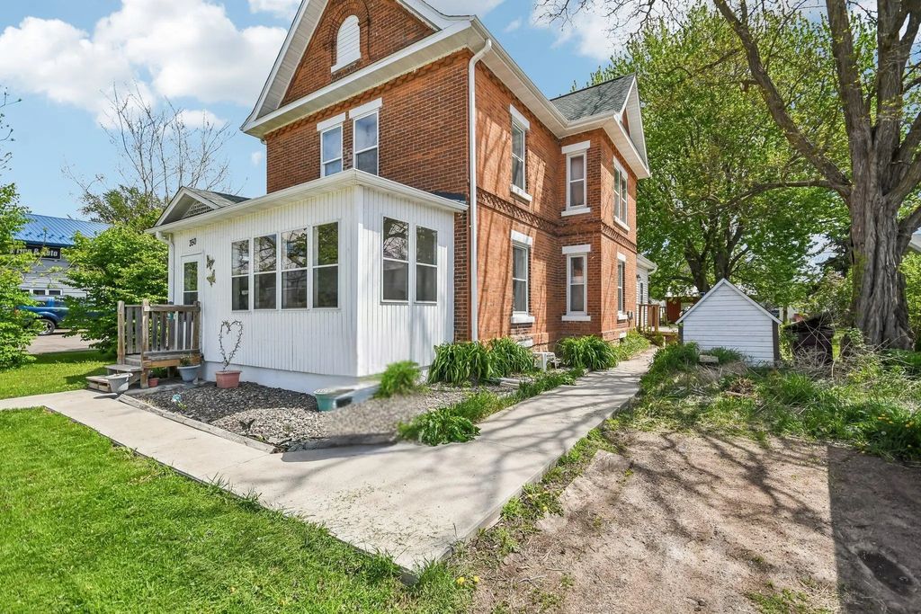 350 S Bremer Avenue, Rush City