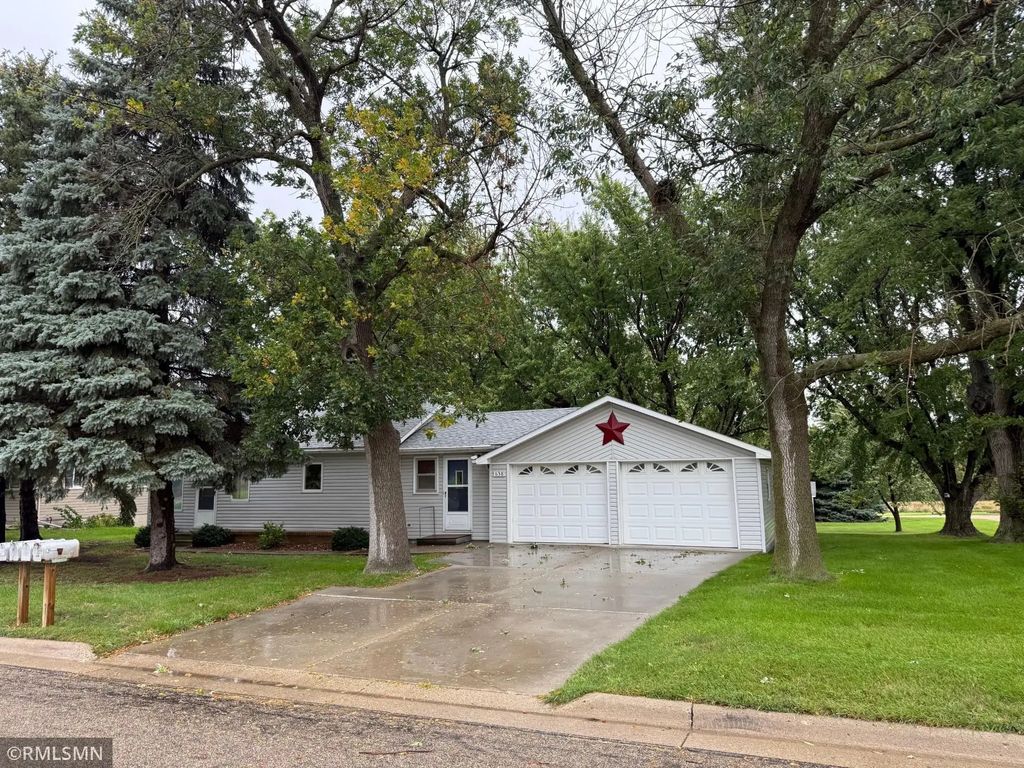 638 Pennsylvania Avenue, Adrian