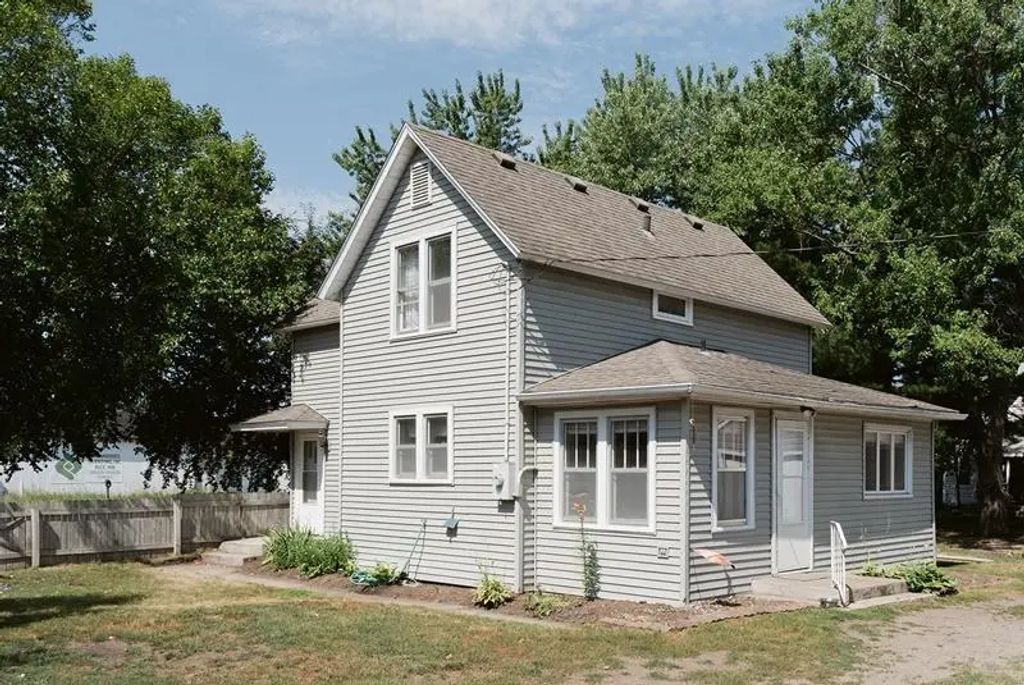 120 Division Street N, Rice Lake