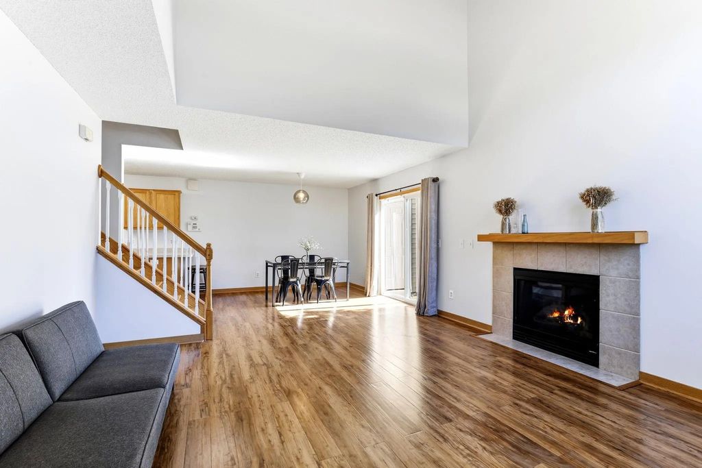 2481 Yellowstone Drive 104, Hastings