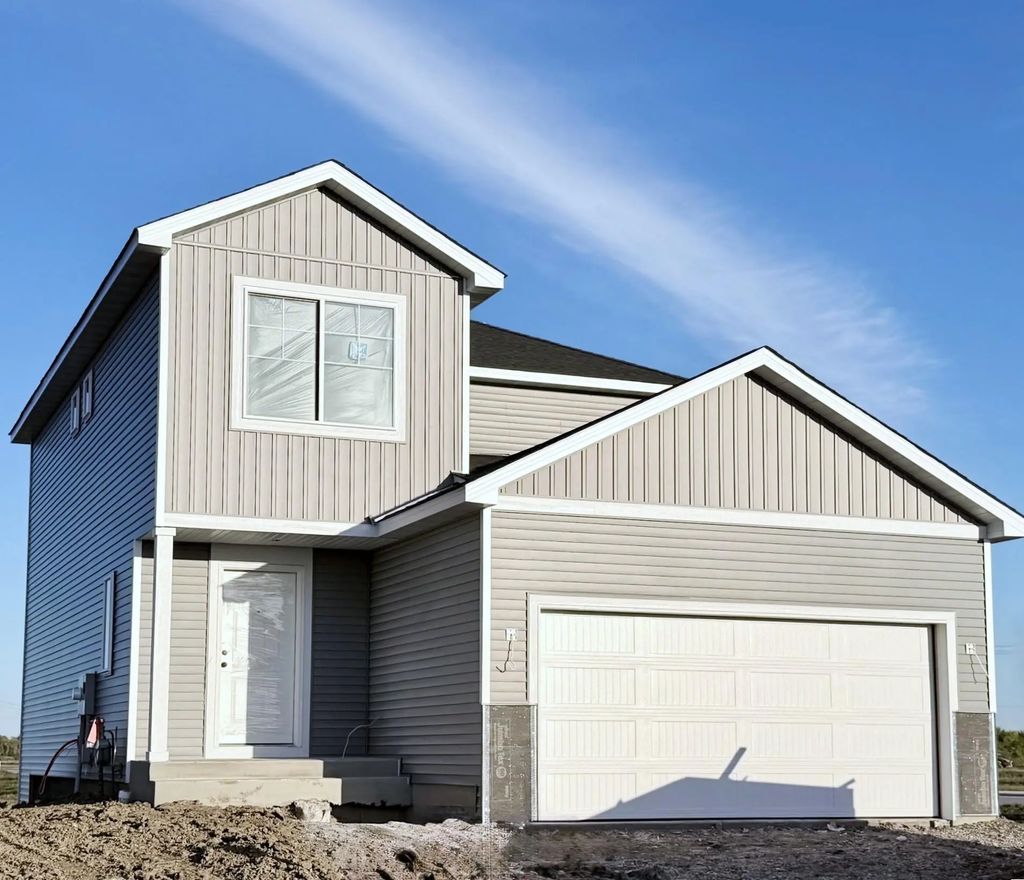 3042 Jandura Avenue Ne, Saint Michael