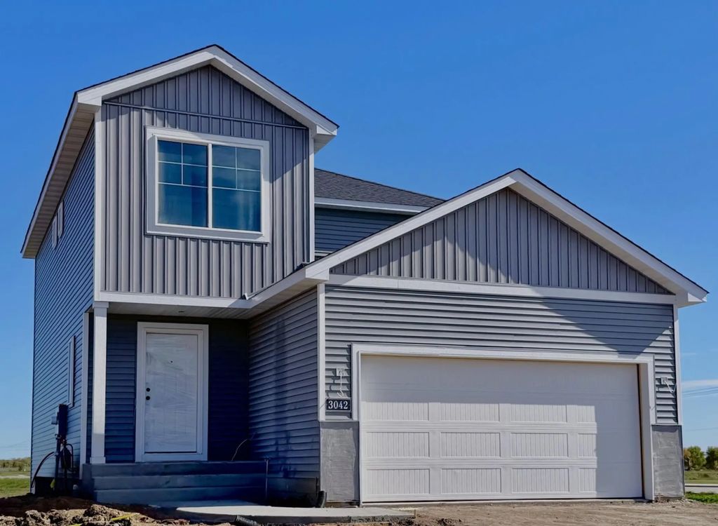 3042 Jandura Avenue Ne, Saint Michael