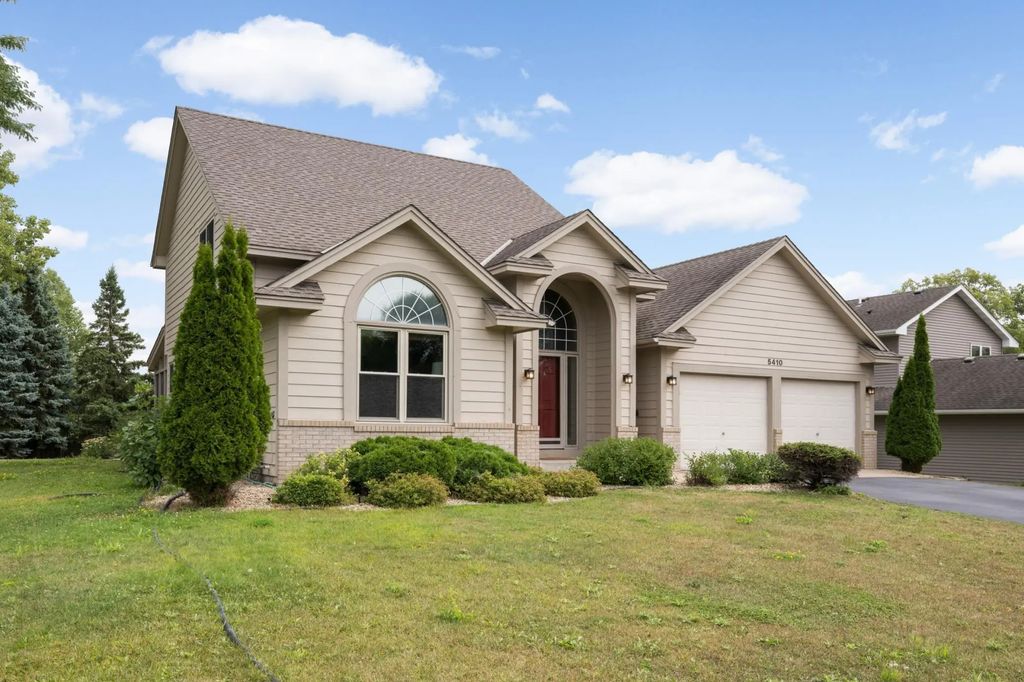 5410 Teakwood Lane N, Plymouth