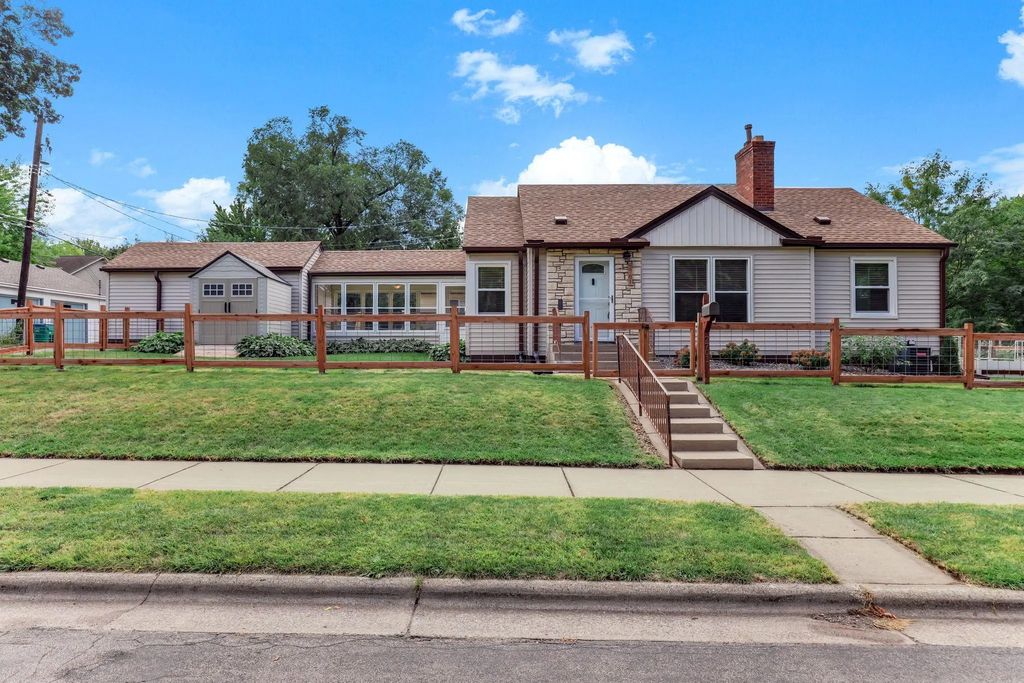 2701 Webster Avenue S, Saint Louis Park