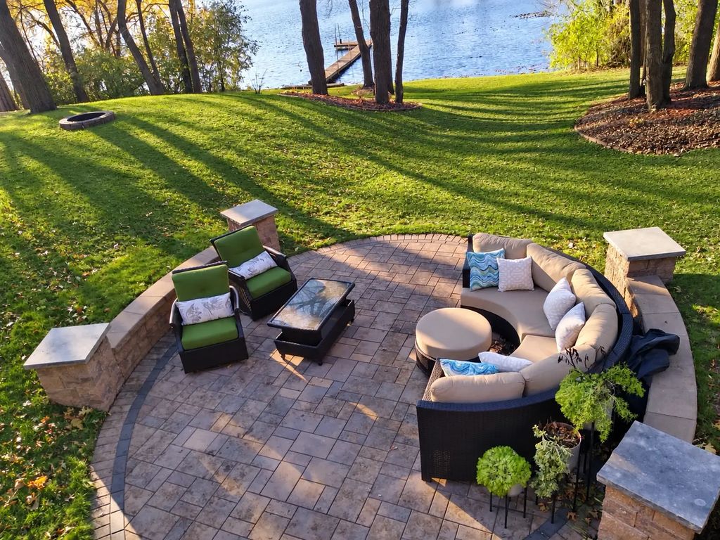 13608 Gladiola Street Nw, Andover