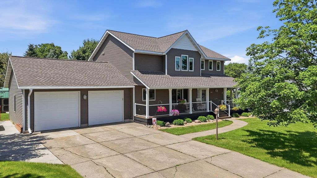 540 5th Avenue, Baldwin