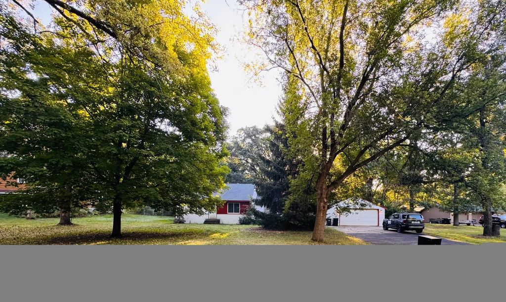 9927 Hanson Boulevard Nw, Coon Rapids