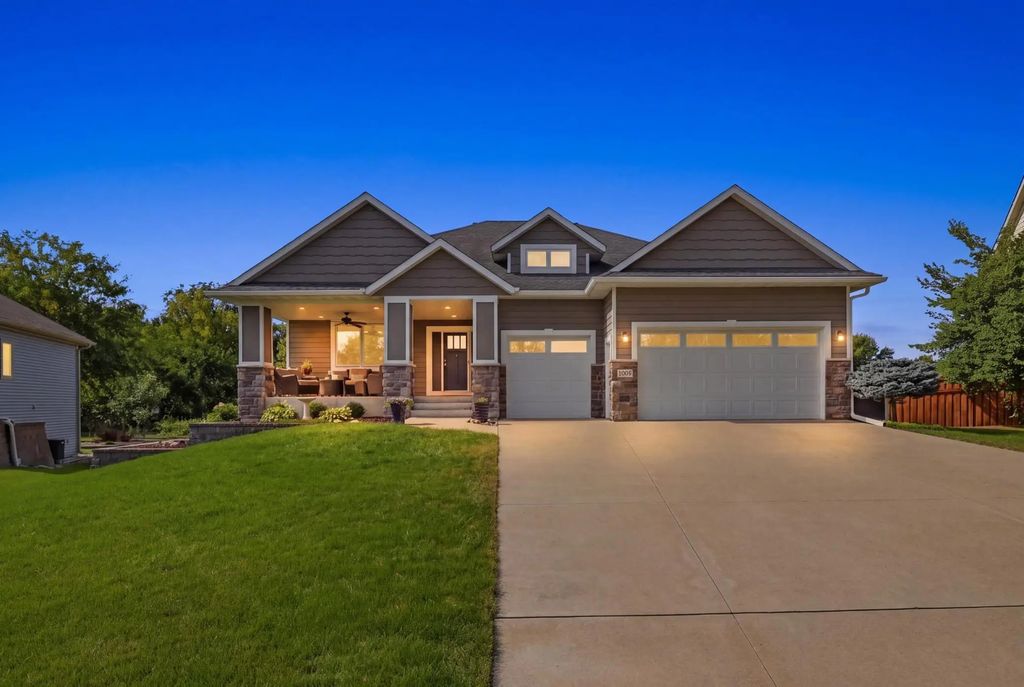 1507 Quie Lane, Northfield