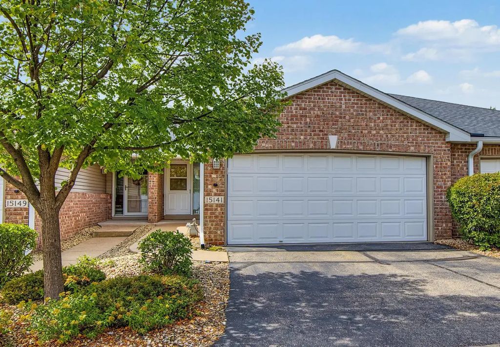 15141 Cimarron Avenue, Rosemount