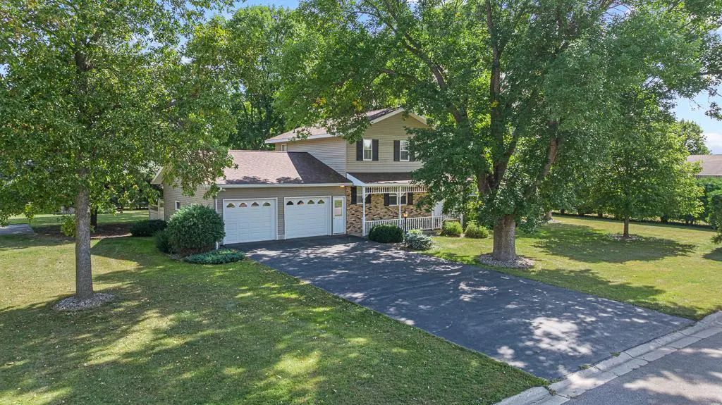 301 Birch Street, Lucan
