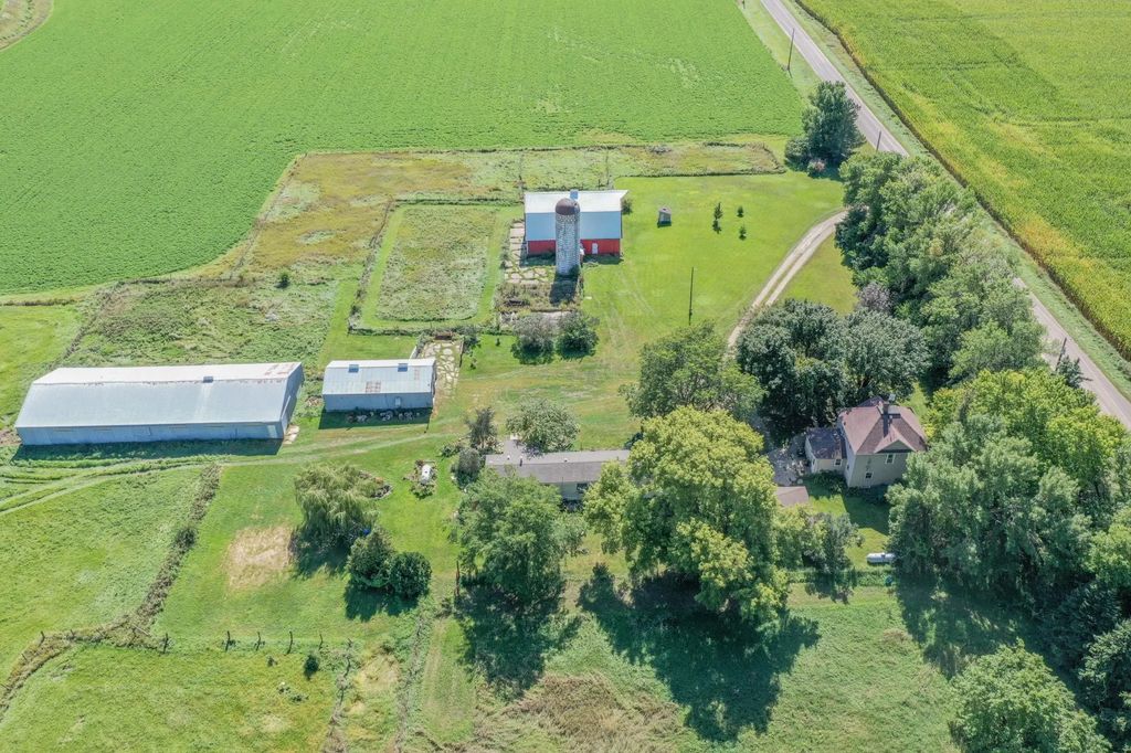 18413 60th Street Sw, Prinsburg