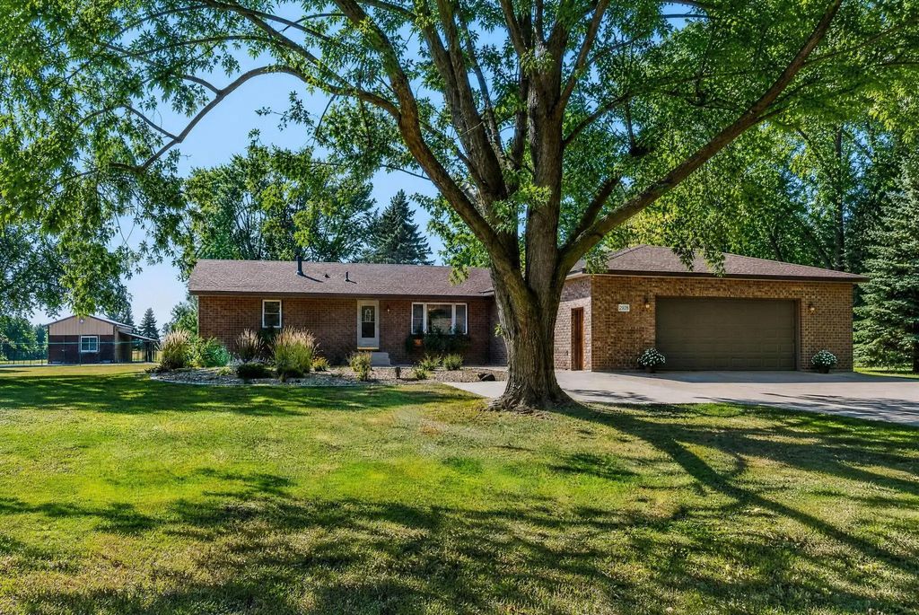 8840 235th Street W, Lakeville