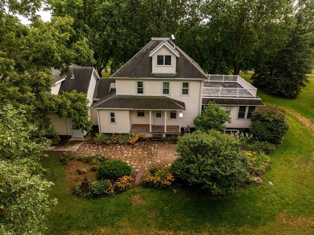 17326 530th Avenue, Wells