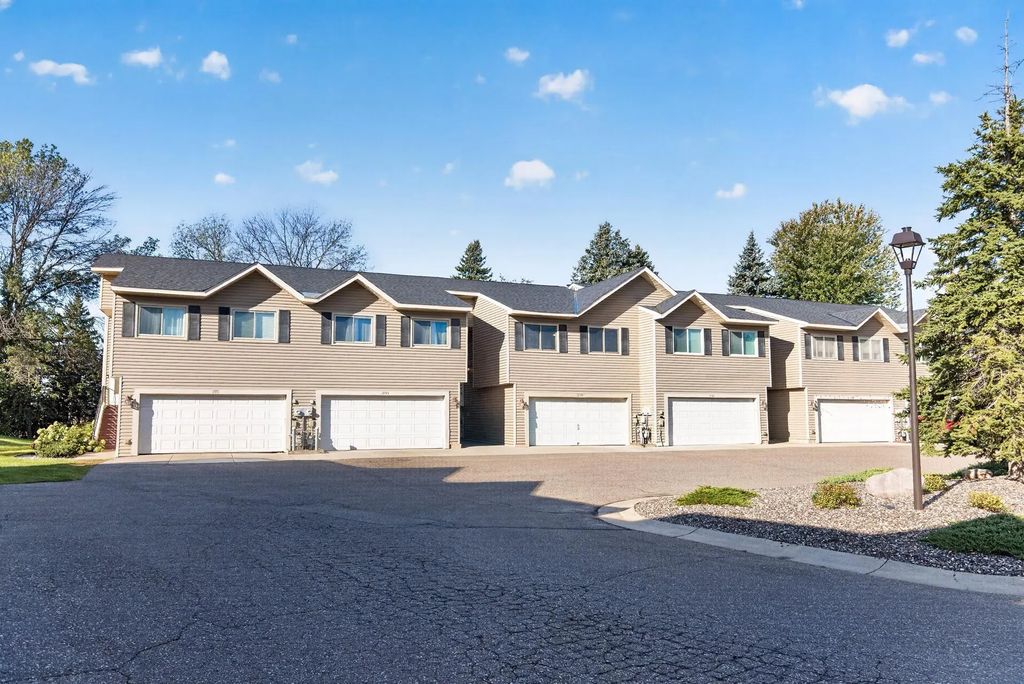 12779 82nd Place N, Maple Grove