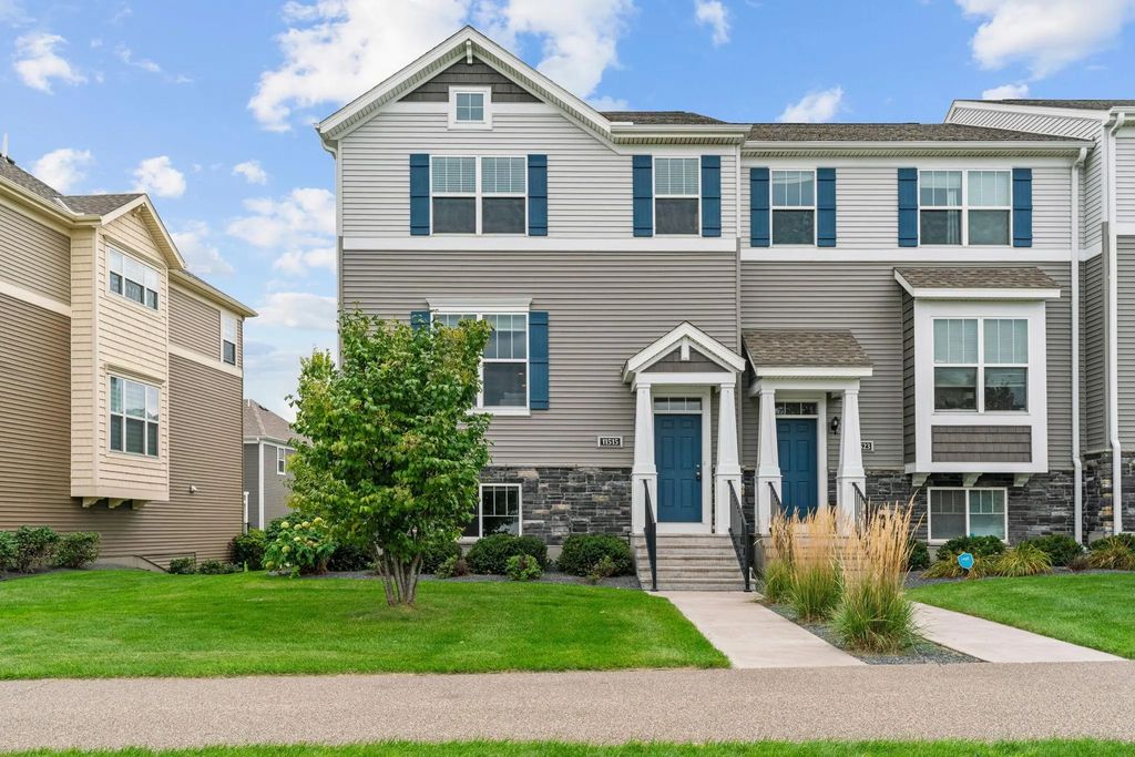 11515 82nd Avenue N, Maple Grove