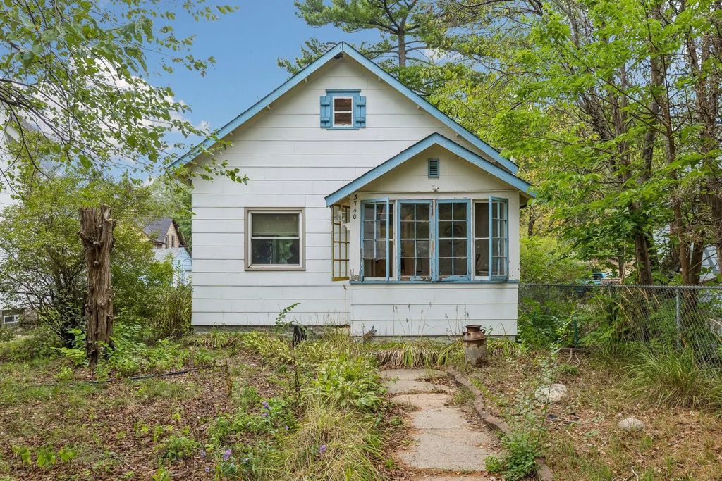 3740 22nd Avenue S, Minneapolis
