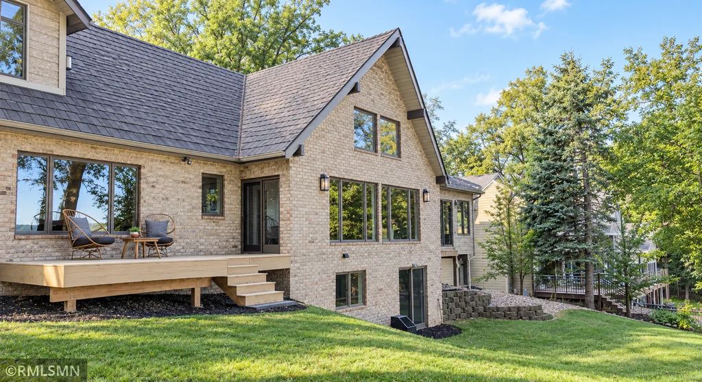 4210 Fairview Lane, Madison Lake
