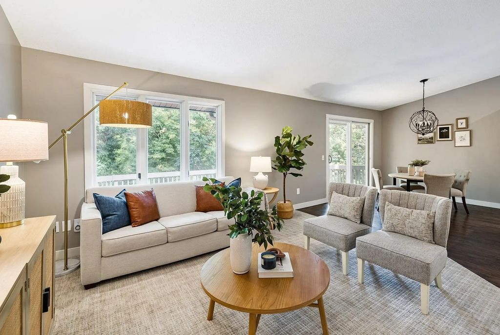 6364 Pheasant Court, Edina
