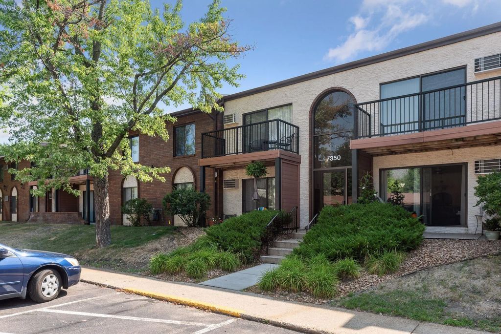 7310 York Avenue S 211-4, Edina
