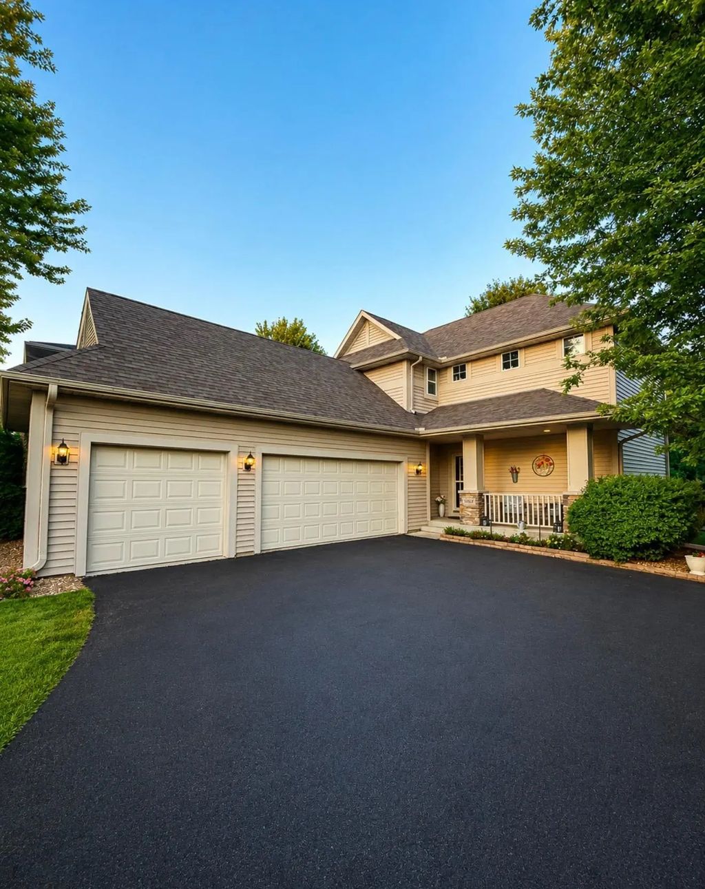 9906 Scott Avenue N, Brooklyn Park
