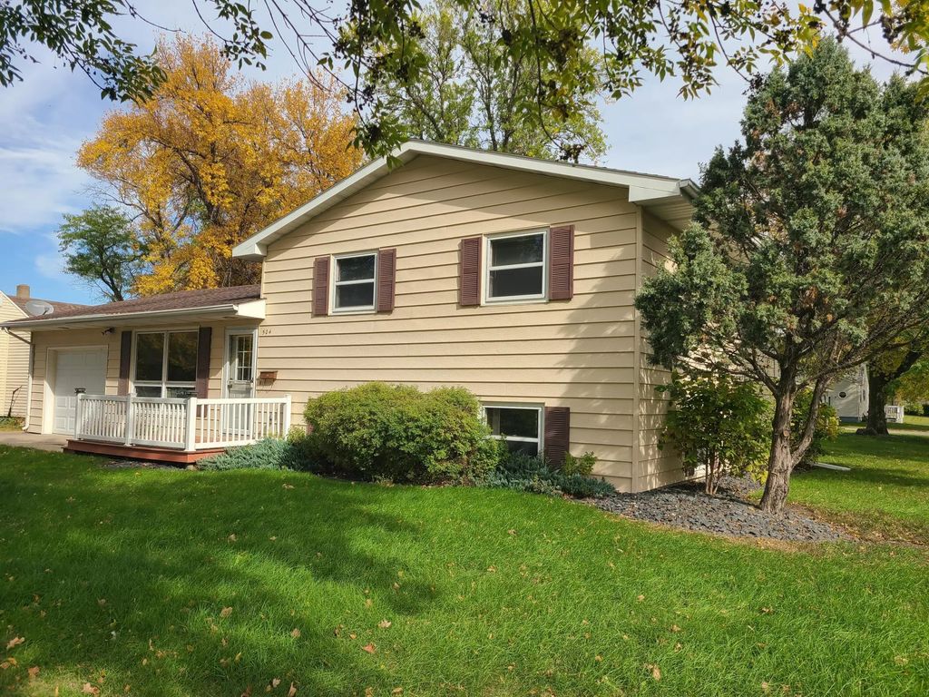 504 11th Street N, Breckenridge