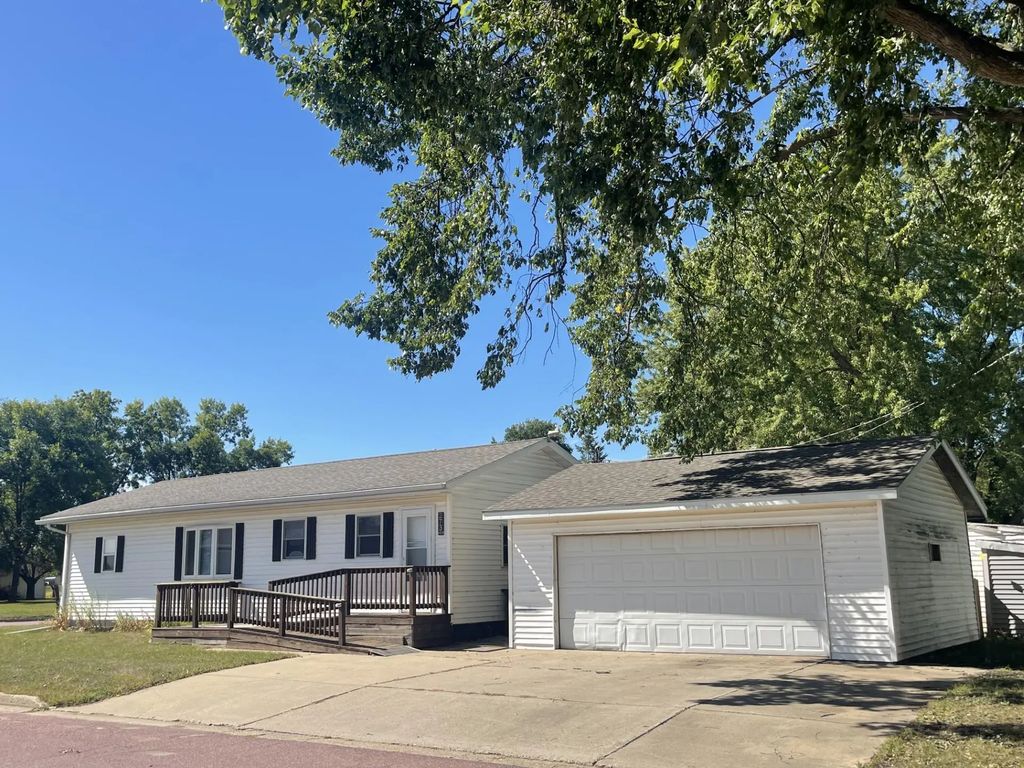 273 E Morgan Street, Tracy