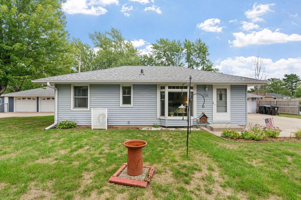 11561 Kumquat Street Nw, Coon Rapids