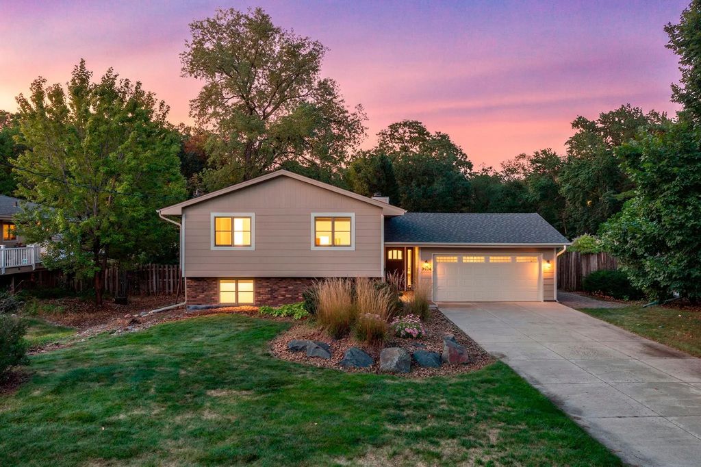 3404 Owasso Street, Shoreview