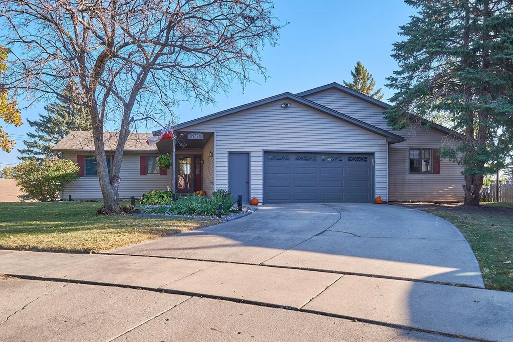 2612 28th Avenue Nw, Rochester