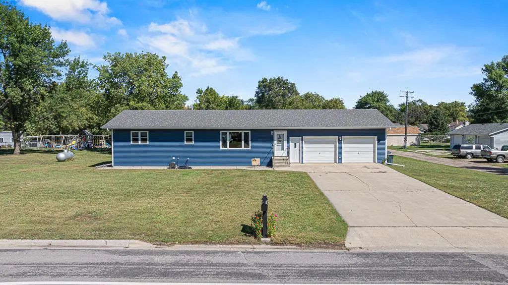 306 W 4th Street, Minneota