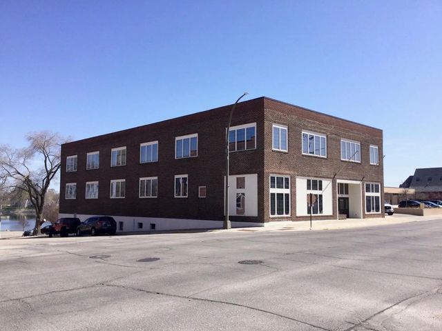 201 E Clark Street, Albert Lea