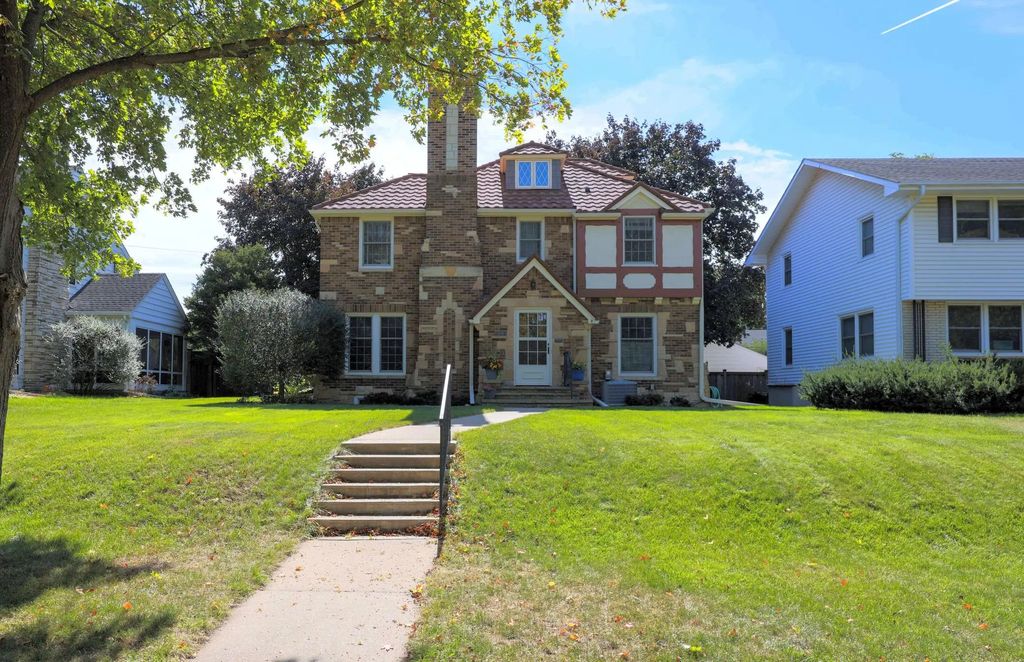 1848 Pinehurst Avenue, Saint Paul
