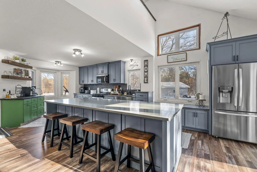 952 154th Lane Nw, Andover
