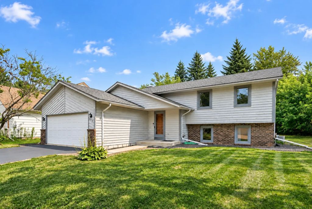 8026 173rd Street W, Lakeville