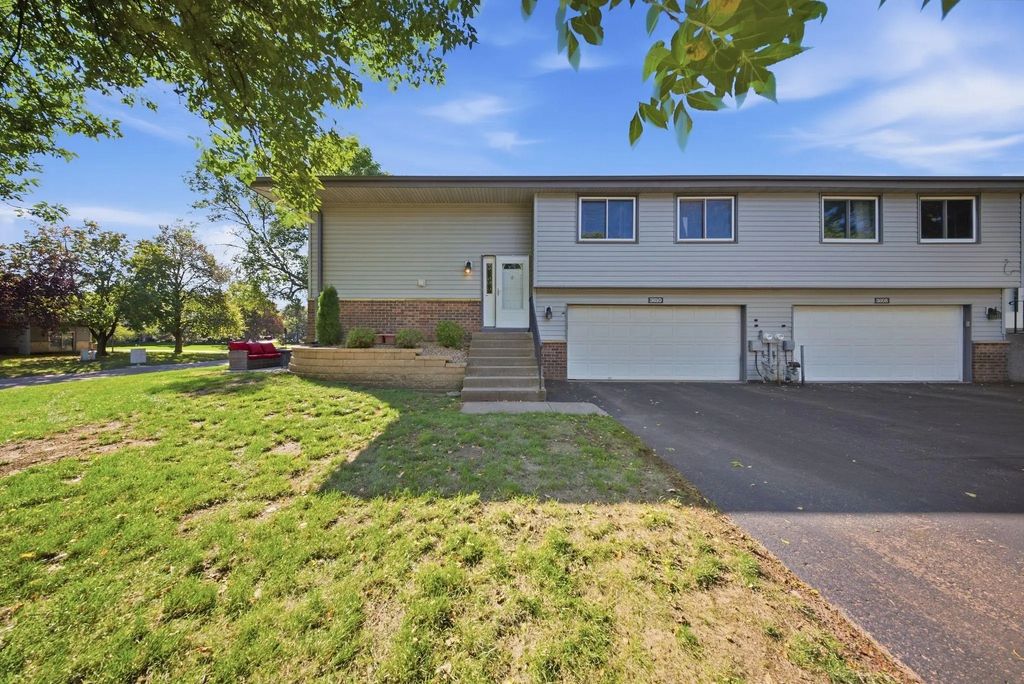 3610 Avon Court, Woodbury