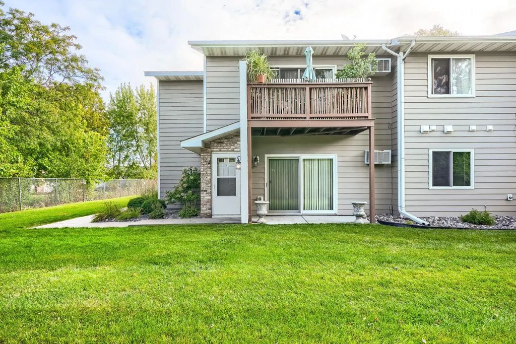 4515 Cinnamon Ridge Trail A, Eagan