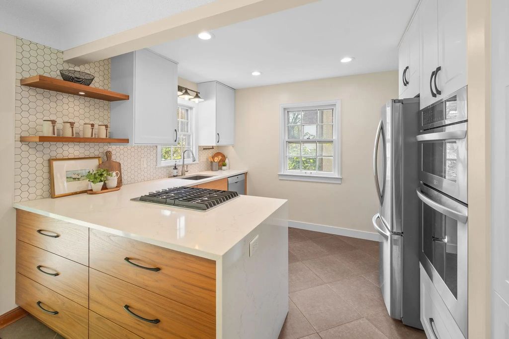 4445 30th Avenue S, Minneapolis