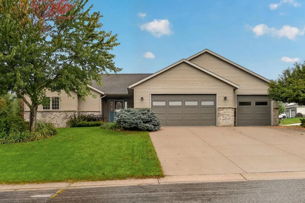 1594 Amco Drive Se, Chatfield