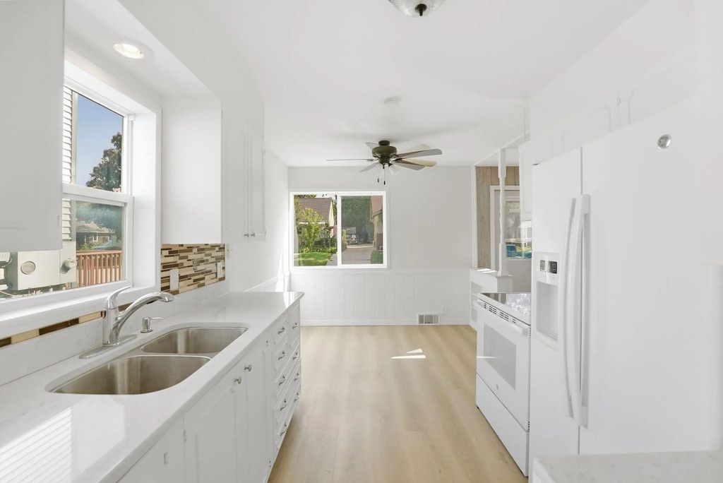416 2nd Street Se, Willmar
