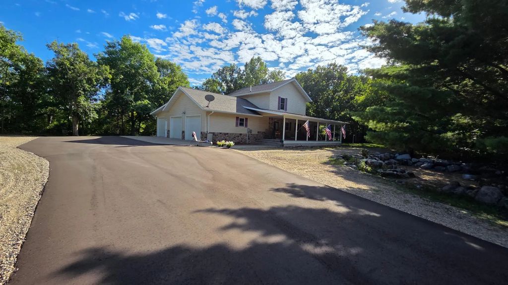 26179 Raleigh Hill Road, Shevlin