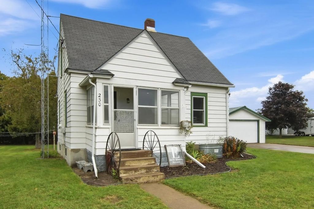 230 W Winona Avenue, Kellogg