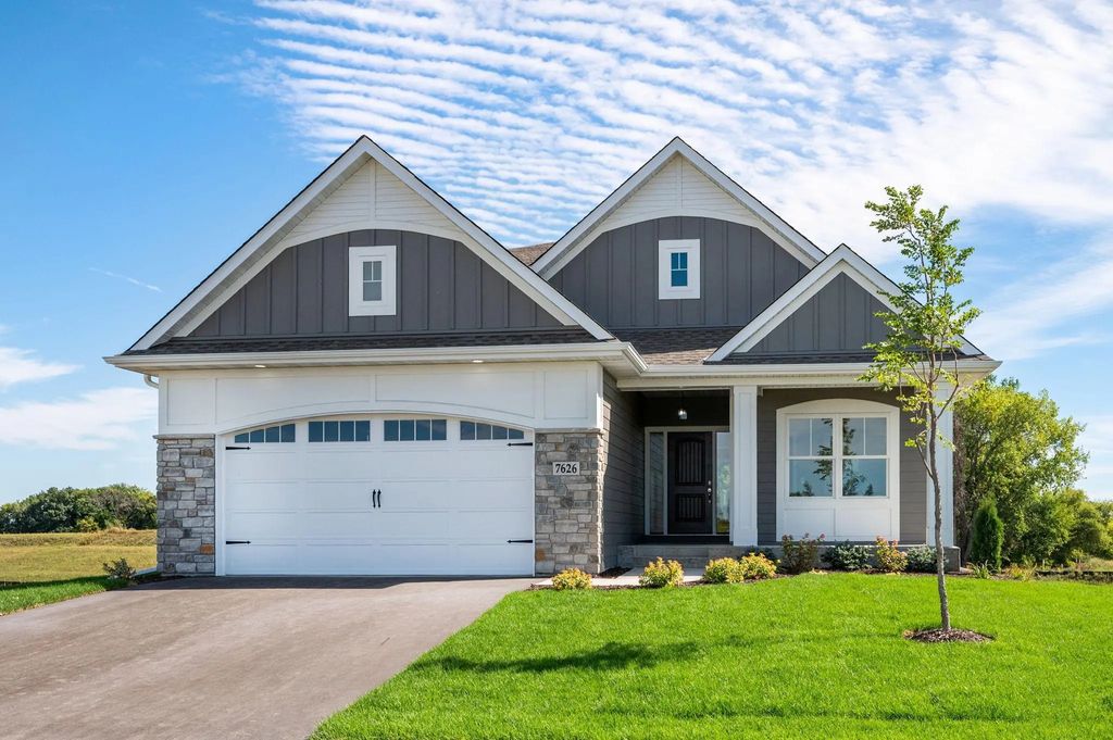 7626 Fir Lane, Corcoran