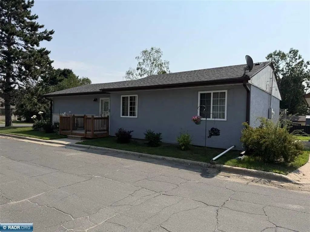 511 Indiana Avenue W, Gilbert