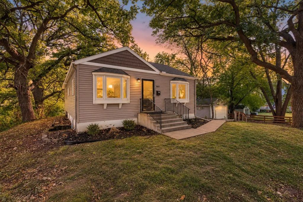 1657 Princeton Avenue, Saint Louis Park