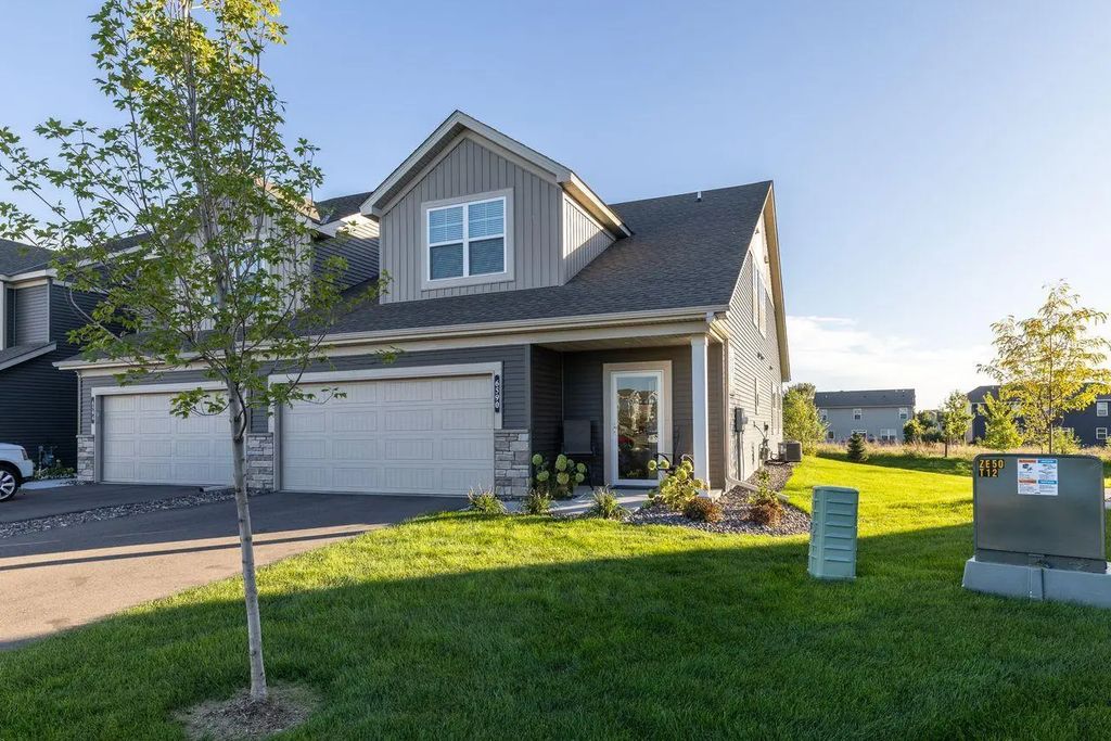 6590 Jody Avenue S, Cottage Grove