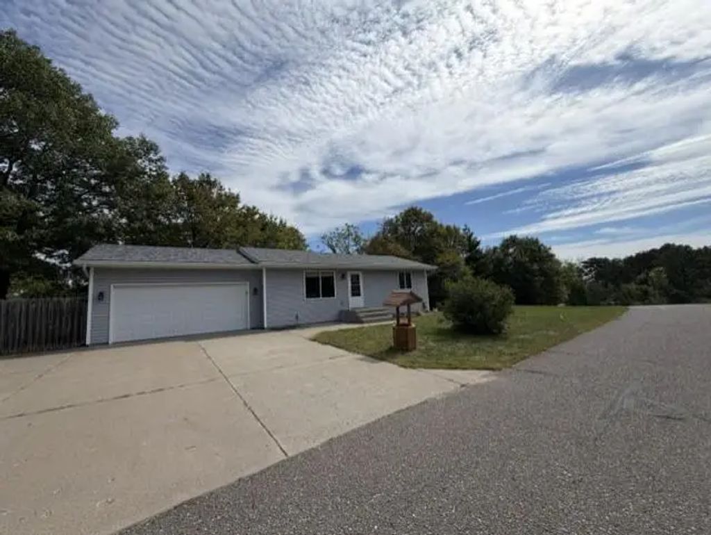 25381 167th Street Nw, Big Lake