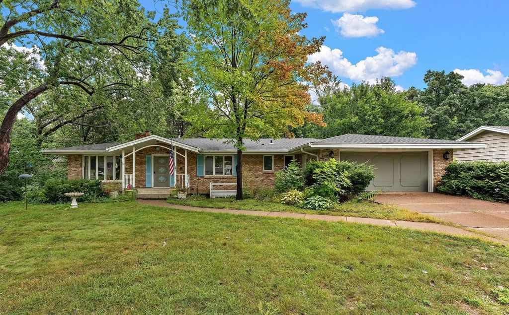 1495 Trollhagen Drive, Fridley